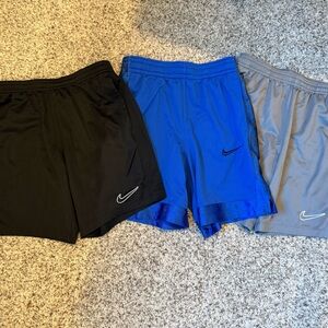 Nike Boy’s Size Medium lot of Shorts